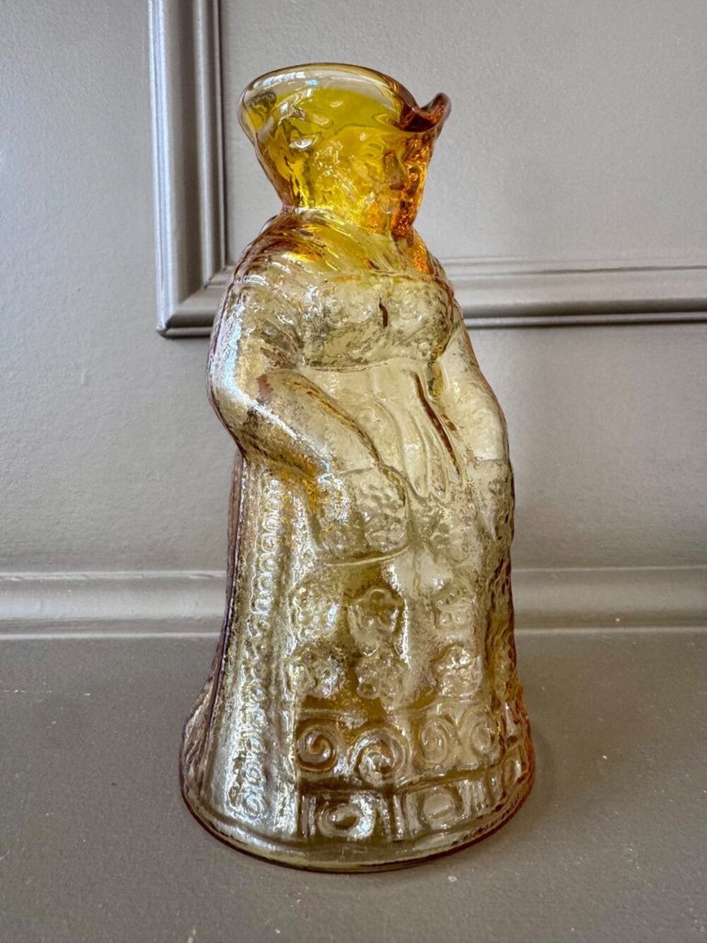 Vintage Kanawha Amber Glass Colonial Lady Figural Toby Pitcher UV Reactive